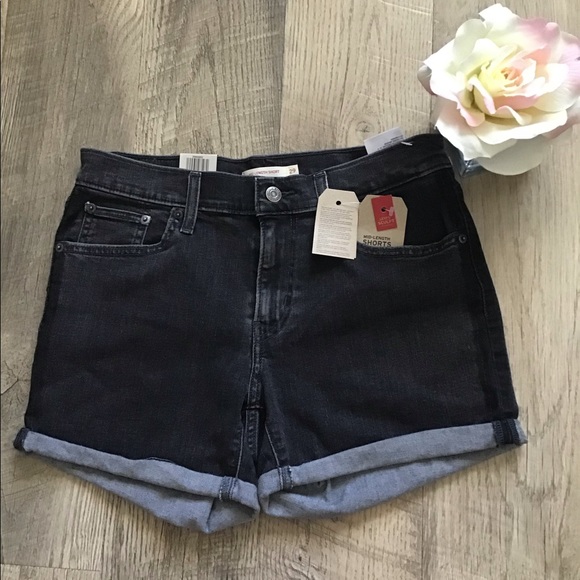 Levi's Mid Length Shorts Update🎀 - Picture 5 of 10